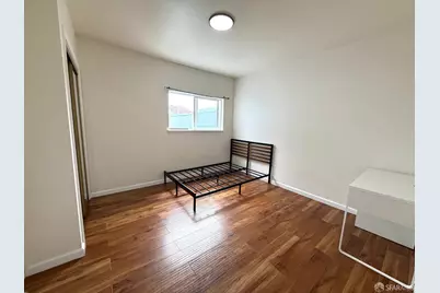 737 London Street, San Francisco, CA 94112 - Photo 10