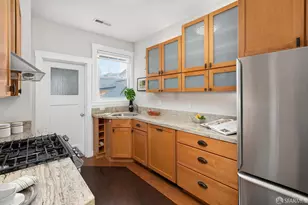 582 Douglass St, San Francisco, CA 94114 - Photo 16