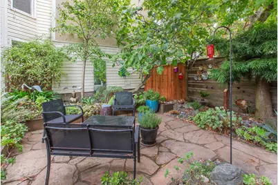 582 Douglass Street, San Francisco, CA 94114 - Photo 30