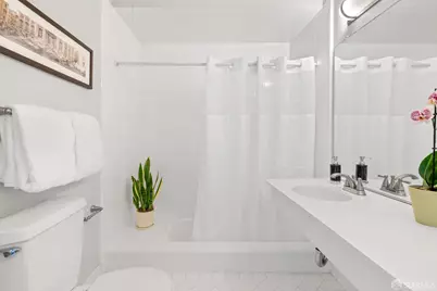 655 Corbett Avenue #203, San Francisco, CA 94114 - Photo 12