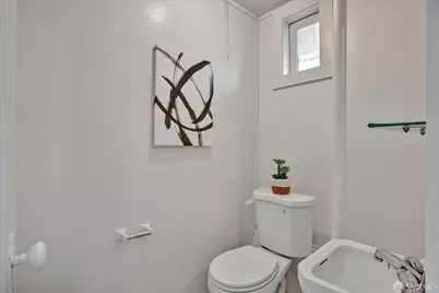 2582 30th Avenue, San Francisco, CA 94116 - Photo 28