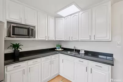 1320 Hawes Street, San Francisco, CA 94124 - Photo 8