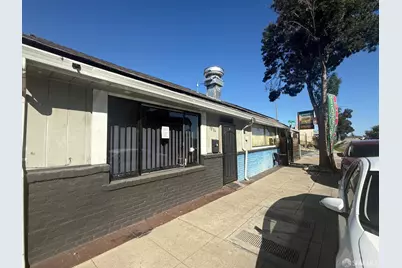 9894 Macarthur Boulevard, Oakland, CA 94605 - Photo 2