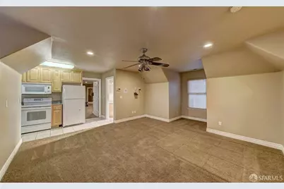 2200 Sunset Point #2210, Discovery Bay, CA 94505 - Photo 24