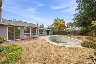 321 Hillview Ave, Los Altos, CA 94022 - Photo 36