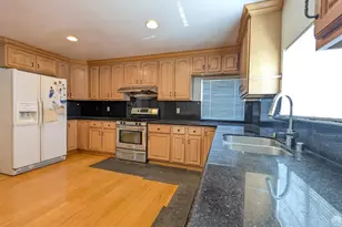 1003-1005 E 11th St, Oakland, CA 94606 - Photo 14