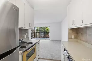 35 Lottie Bennett Ln, San Francisco, CA 94115 - Photo 10