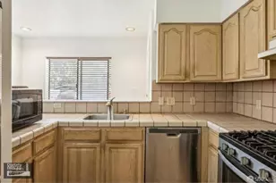 369 Franconia St, San Francisco, CA 94110 - Photo 8