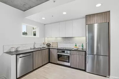 45 Bartlett Street #206, San Francisco, CA 94110 - Photo 4