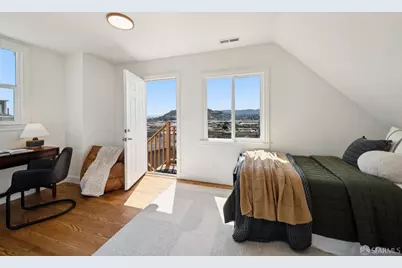 1375 Palou Avenue, San Francisco, CA 94124 - Photo 40