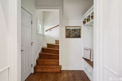 1375 Palou Avenue, San Francisco, CA 94124 - Photo 6