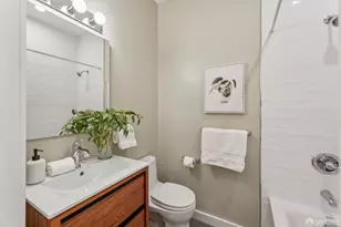 30 Bernard St, San Francisco, CA 94133 - Photo 12