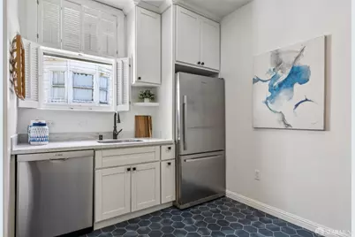 1335 Union Street #8, San Francisco, CA 94109 - Photo 14