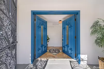 1034 Hollister Avenue, San Francisco, CA 94124 - Photo 2