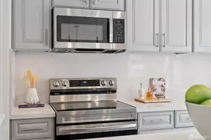 2040 Laguna St, San Francisco, CA 94115 - Photo 14