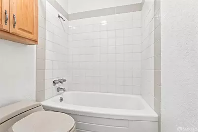 425 Orange Street #313, Oakland, CA 94610 - Photo 24