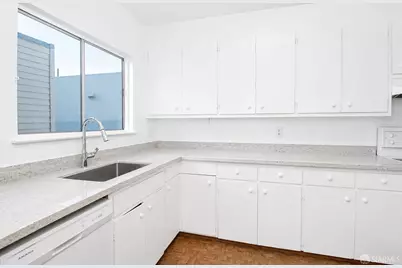477 Burnett Avenue, San Francisco, CA 94131 - Photo 44
