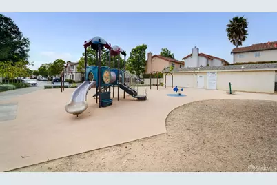 15490 Goldeneye Court, San Leandro, CA 94579 - Photo 32