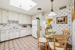 1176 Greenwich St, San Francisco, CA 94109 - Photo 18