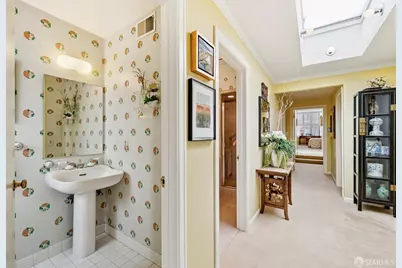 1176 Greenwich Street, San Francisco, CA 94109 - Photo 22