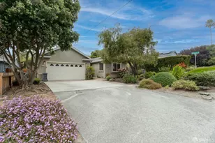 271 Valencia Ave, El Granada, CA 94018 - Photo 2