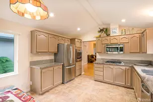 271 Valencia Ave, El Granada, CA 94018 - Photo 6
