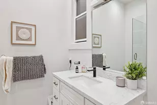 592 Chestnut St, San Francisco, CA 94133 - Photo 16