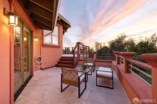8727 Skyline Blvd, Oakland, CA 94611 - Photo 18