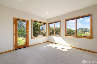8727 Skyline Boulevard, Oakland, CA 94611 - Photo 38