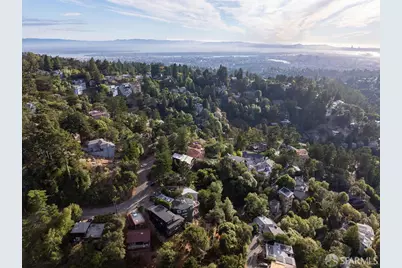 8727 Skyline Boulevard, Oakland, CA 94611 - Photo 56