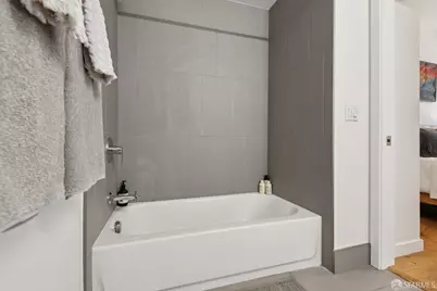 11 Franklin Street #202, San Francisco, CA 94102 - Photo 14