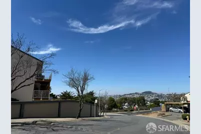1010 San Antonio Circle #125, Daly City, CA 94014 - Photo 4