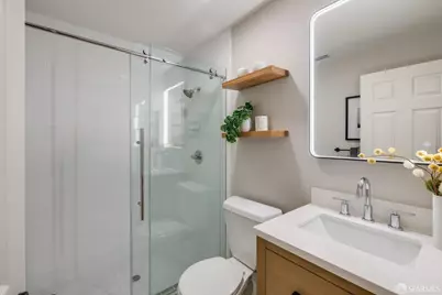 270 Henry Street #101, San Francisco, CA 94114 - Photo 18