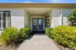 2400 Tice Creek Dr, Walnut Creek, CA 94595 - Photo 4