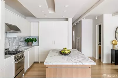 827 North Point Street #1, San Francisco, CA 94109 - Photo 6