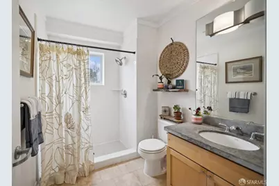 800 Innes Avenue #6, San Francisco, CA 94124 - Photo 24