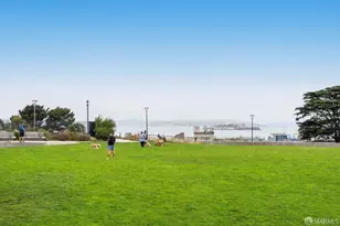 1405 Greenwich St, San Francisco, CA 94109 - Photo 30