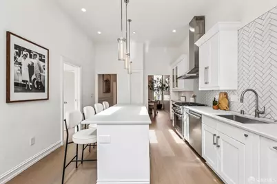 1040 Sanchez Street, San Francisco, CA 94114 - Photo 10