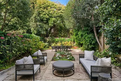 162 Cervantes Boulevard, San Francisco, CA 94123 - Photo 32