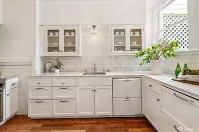 162 Cervantes Boulevard, San Francisco, CA 94123 - Photo 12