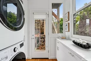557 Dolores St, San Francisco, CA 94110 - Photo 44