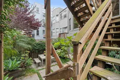 557 Dolores Street, San Francisco, CA 94110 - Photo 48