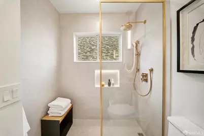 401 Holly Park Circle, San Francisco, CA 94110 - Photo 32