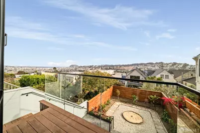401 Holly Park Circle, San Francisco, CA 94110 - Photo 8