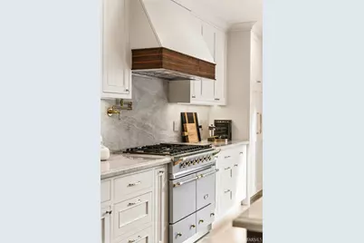 401 Holly Park Circle, San Francisco, CA 94110 - Photo 12