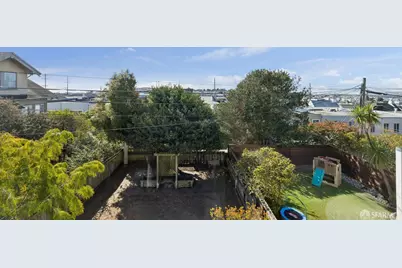 2083 17th Avenue, San Francisco, CA 94116 - Photo 6