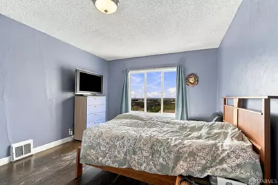 2335 47th Avenue, San Francisco, CA 94116 - Photo 26