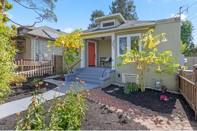 587 63rd Street, Oakland, CA 94609 - Photo 2