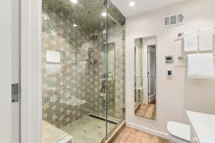 387 Eureka St, San Francisco, CA 94114 - Photo 52