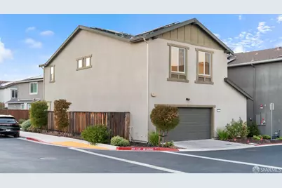 570 Glimmer Way, Pittsburg, CA 94565 - Photo 2